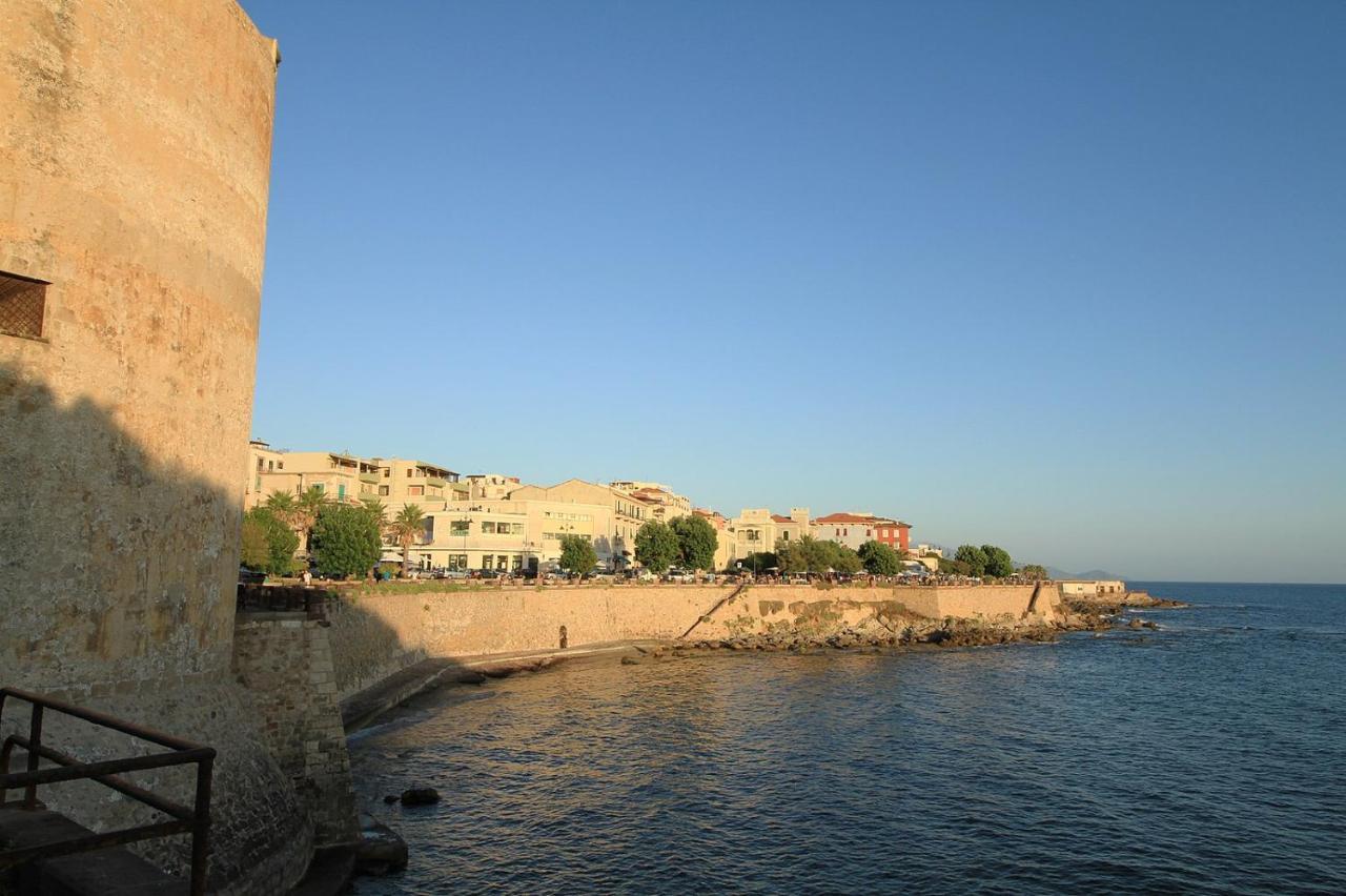 شقة Amethyst Attic In Old Town By Sea ألغيرو المظهر الخارجي الصورة