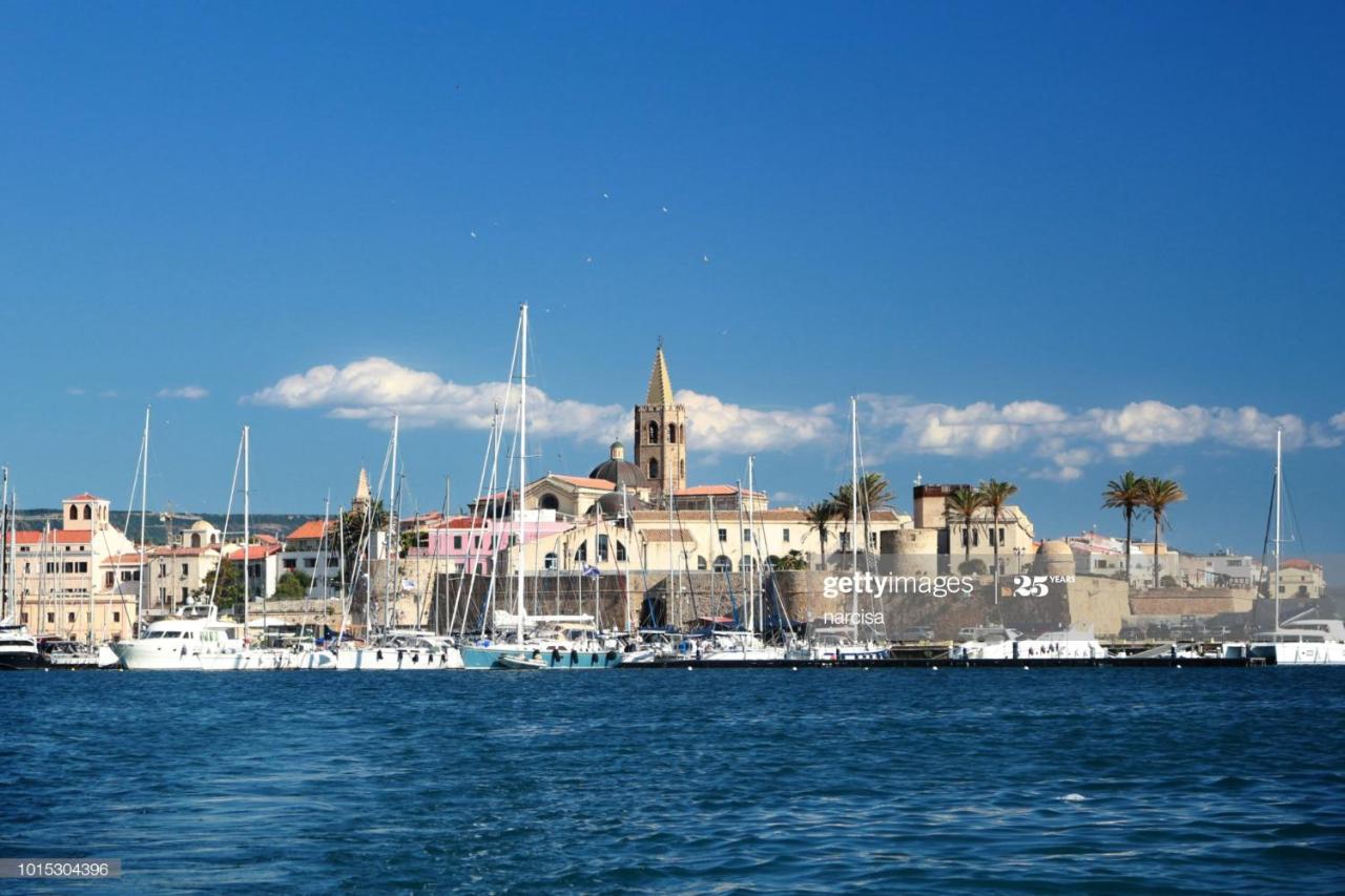 شقة Amethyst Attic In Old Town By Sea ألغيرو المظهر الخارجي الصورة